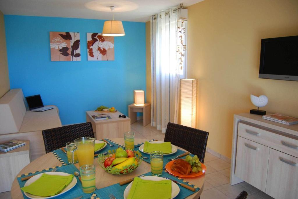 Lagrange Grand Bleu Vacances - Residence Le Mas De Torreilles Kamer foto