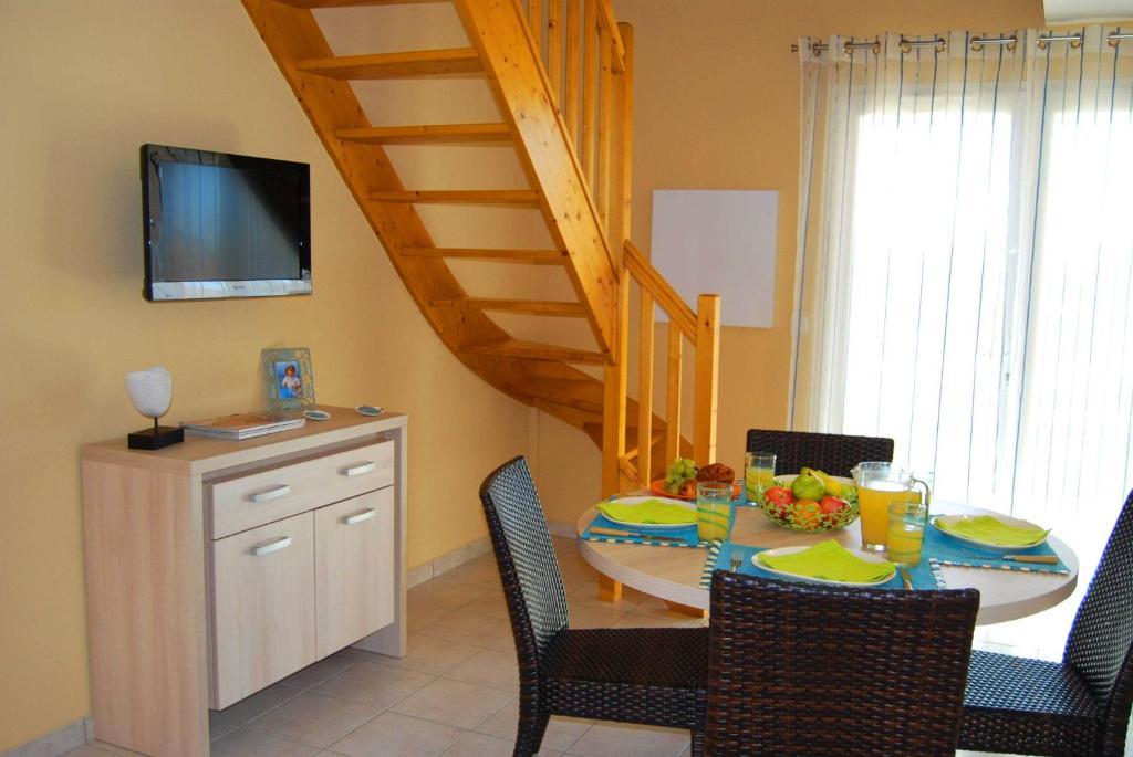 Lagrange Grand Bleu Vacances - Residence Le Mas De Torreilles Kamer foto