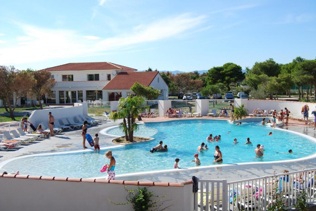 Lagrange Grand Bleu Vacances - Residence Le Mas De Torreilles Buitenkant foto